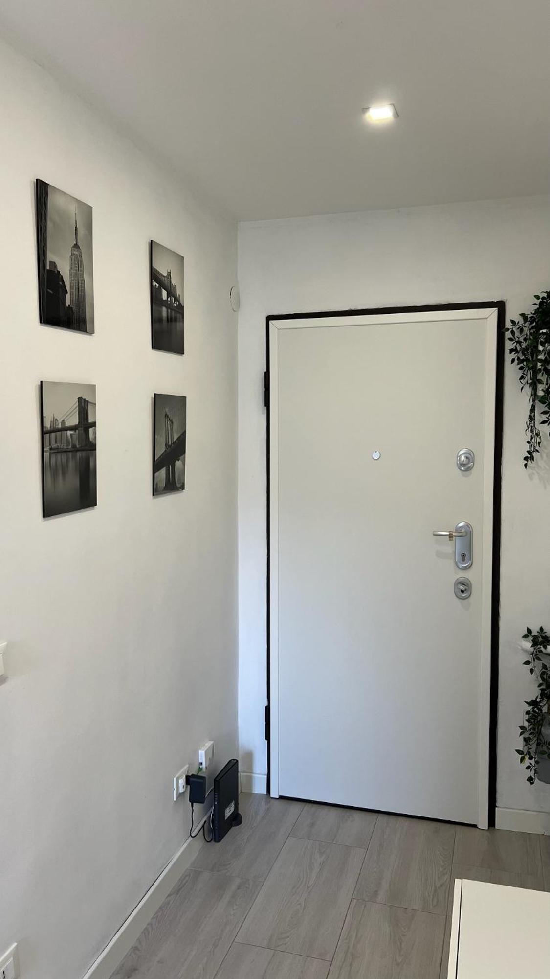 Апартаменты Rafael Milano - 10 Min From Linate Airport, Centrale Fs, Ospedale San Raffaele Экстерьер фото